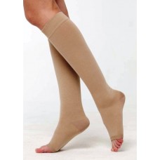 Гольфы компрессионные 2 класса компрессии (22-32 мм рт.ст.) с открытым мыском Центр Компресс арт. Г2(п), цвет кремовый Гольфы компрессионные 2 класса компрессии (22-32 мм рт.ст.) с открытым мыском Центр Компресс арт. Г2(п), цвет кремовый