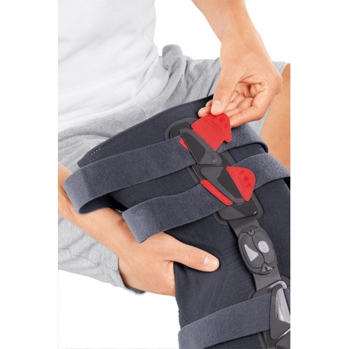 Ортез коленный полужесткий регулируемый medi Collamed с шарнирами physioglide TF арт. G060-15