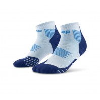 Женские компрессионные короткие носки CEP арт. C095W-I3, цвет ледяной-синий