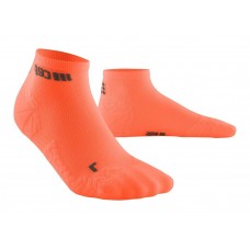 Женские ультратонкие короткие носки CEP для бега арт. C09UUW-C, цвет кораловый Женские ультратонкие короткие носки CEP для бега арт. C09UUW-C, цвет кораловый