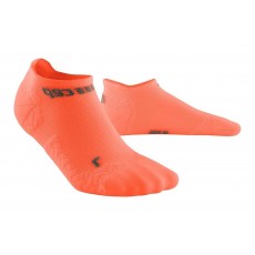 Женские компрессионные ультратонкие короткие носки CEP для бега арт. C0UUW-C, цвет кораловый Женские компрессионные ультратонкие короткие носки CEP для бега арт. C0UUW-C, цвет кораловый
