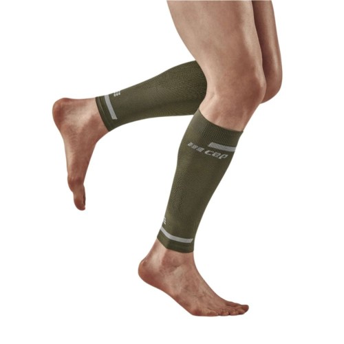 Мужские компрессионные гетры CEP The Run Compression Calf Sleeves 4.0 арт. C304M-OL, цвет оливковый