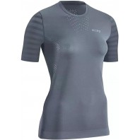 Женская ультралёгкая футболка с короткими рукавами CEP Core Run Ultralight арт. C801W-2, цвет серый