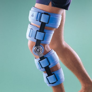Регулируемый ортопедический коленный ортез Oppo высотой 50,8 см. арт. 4139